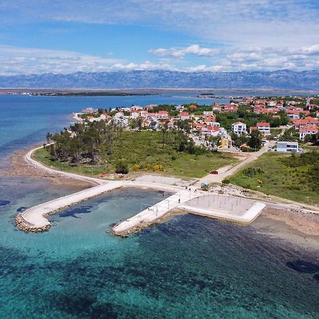 House On The Beach Tin Privlaka  Bagian luar foto